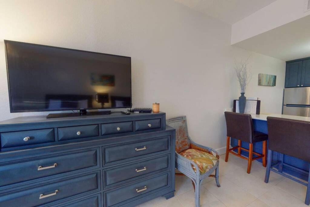 Sea Breeze, Studio 510, Beach Steps Away!+Pool+Wifi رسكن المظهر الخارجي الصورة