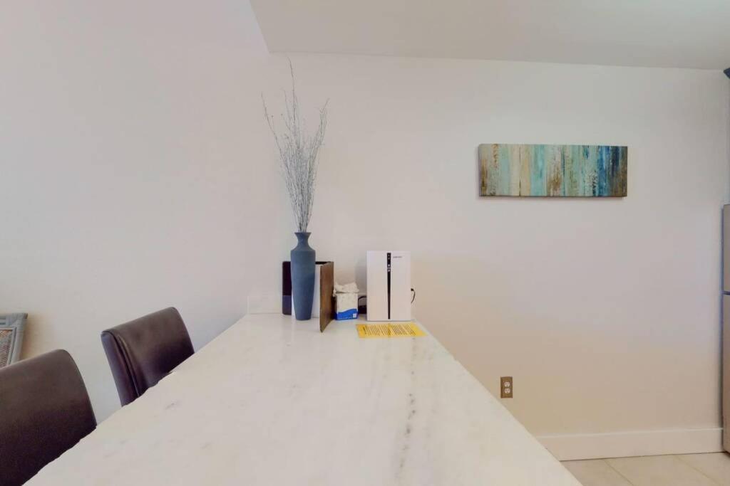 Sea Breeze, Studio 510, Beach Steps Away!+Pool+Wifi رسكن المظهر الخارجي الصورة
